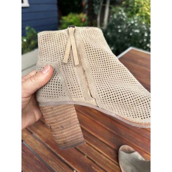 Toms Majorca Neutral Gray Beige Suede Peep Toe Ankle Boots Size 9 - Picture 8 of 9